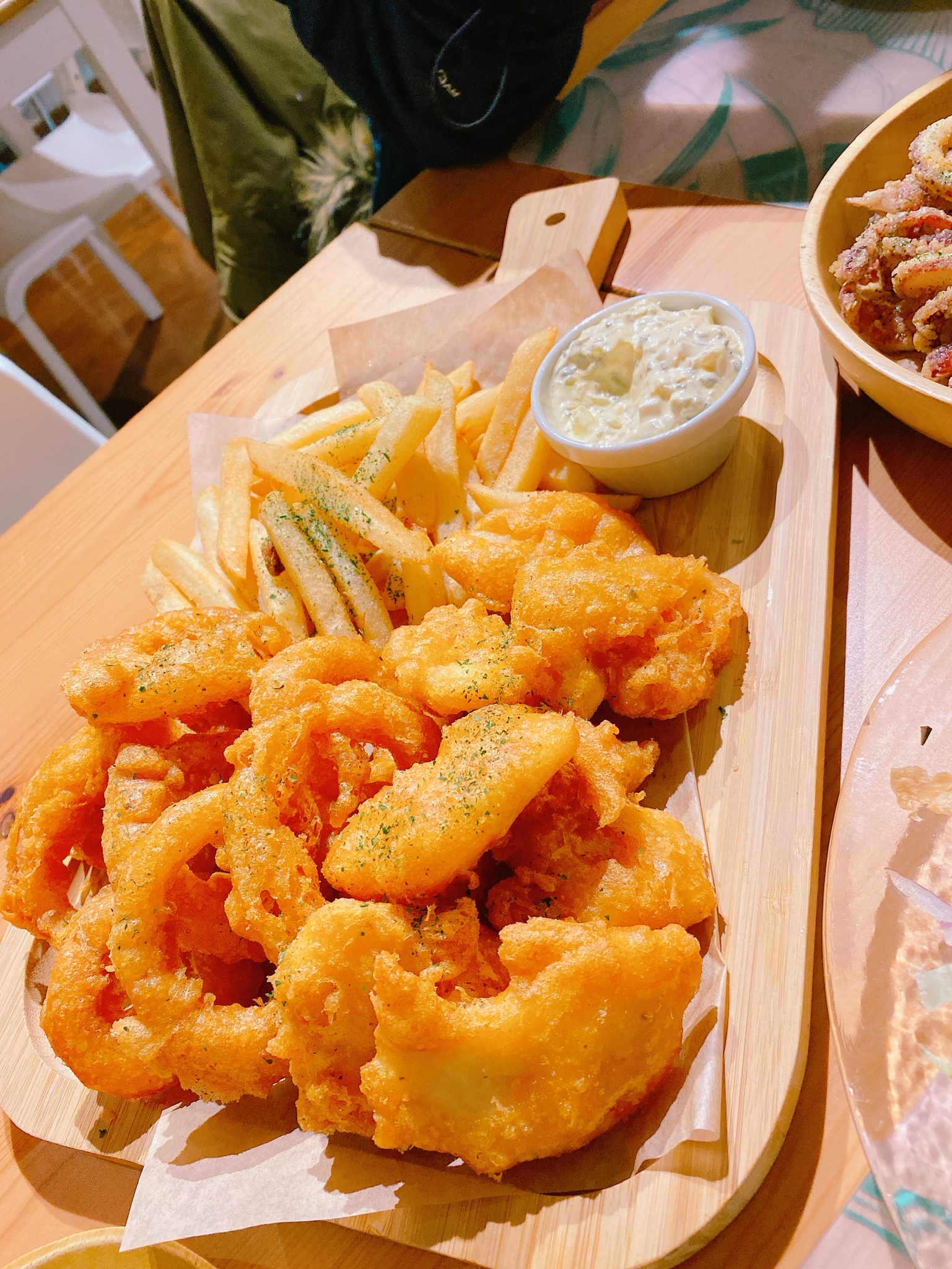 Fish Chips with Onion rings