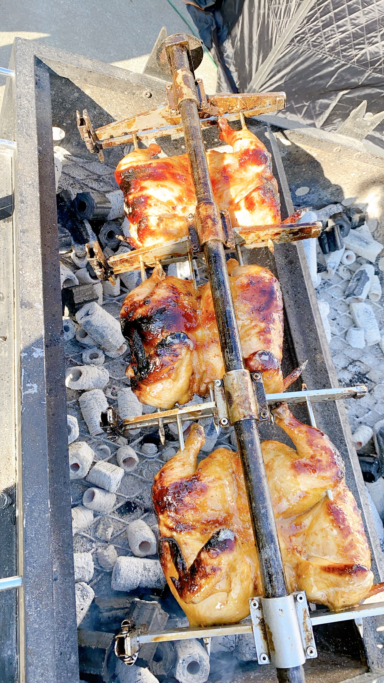 ケイオハナズ特製フリフリチキン焼きます